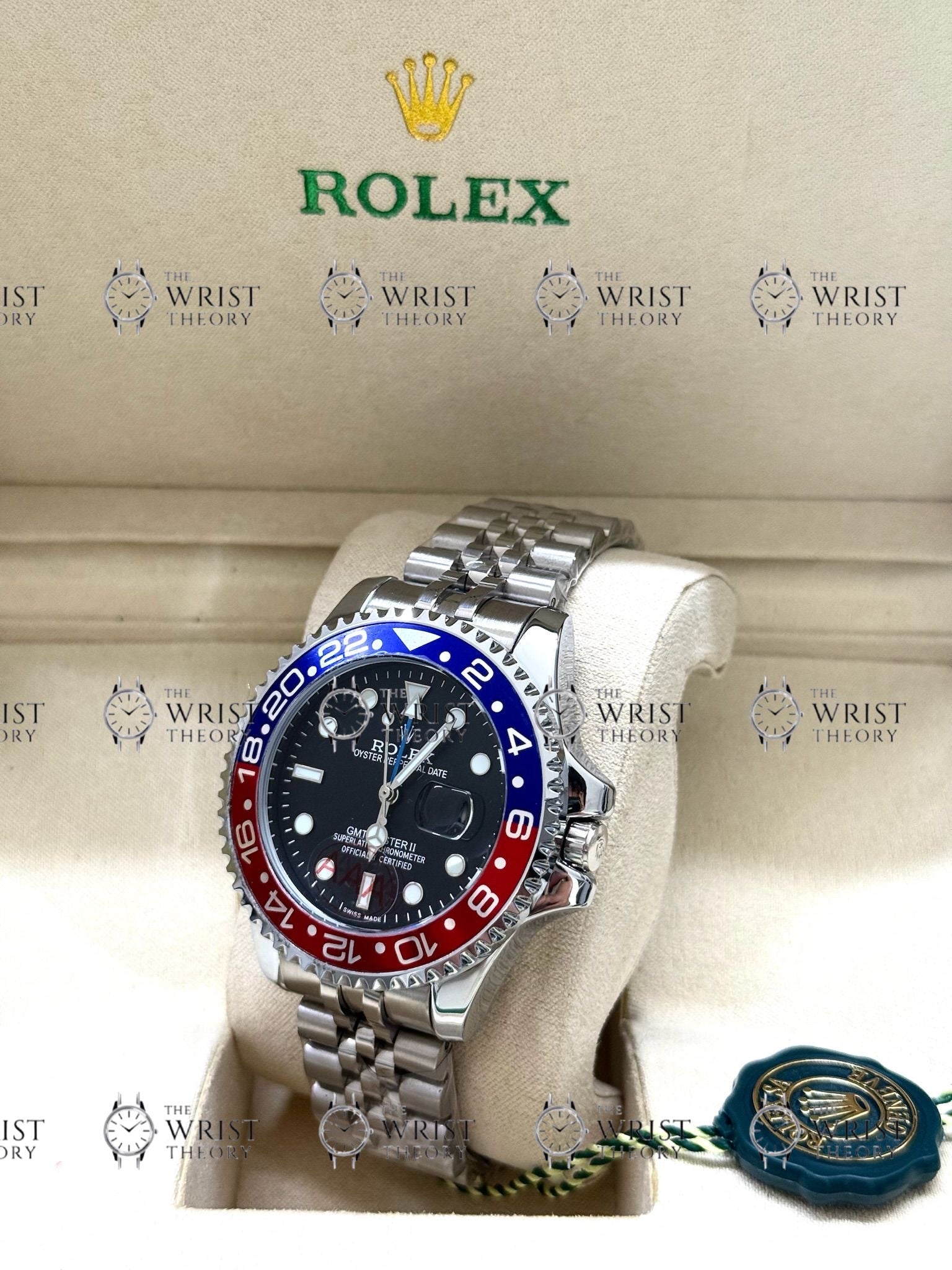 GMT MASTER II PEPSI silver , black dial, jubilee bracelet