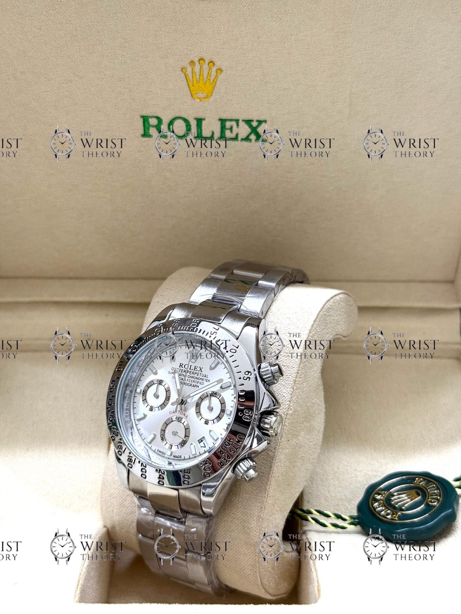 DAYTONA silver , white dial , oyster bracelet
