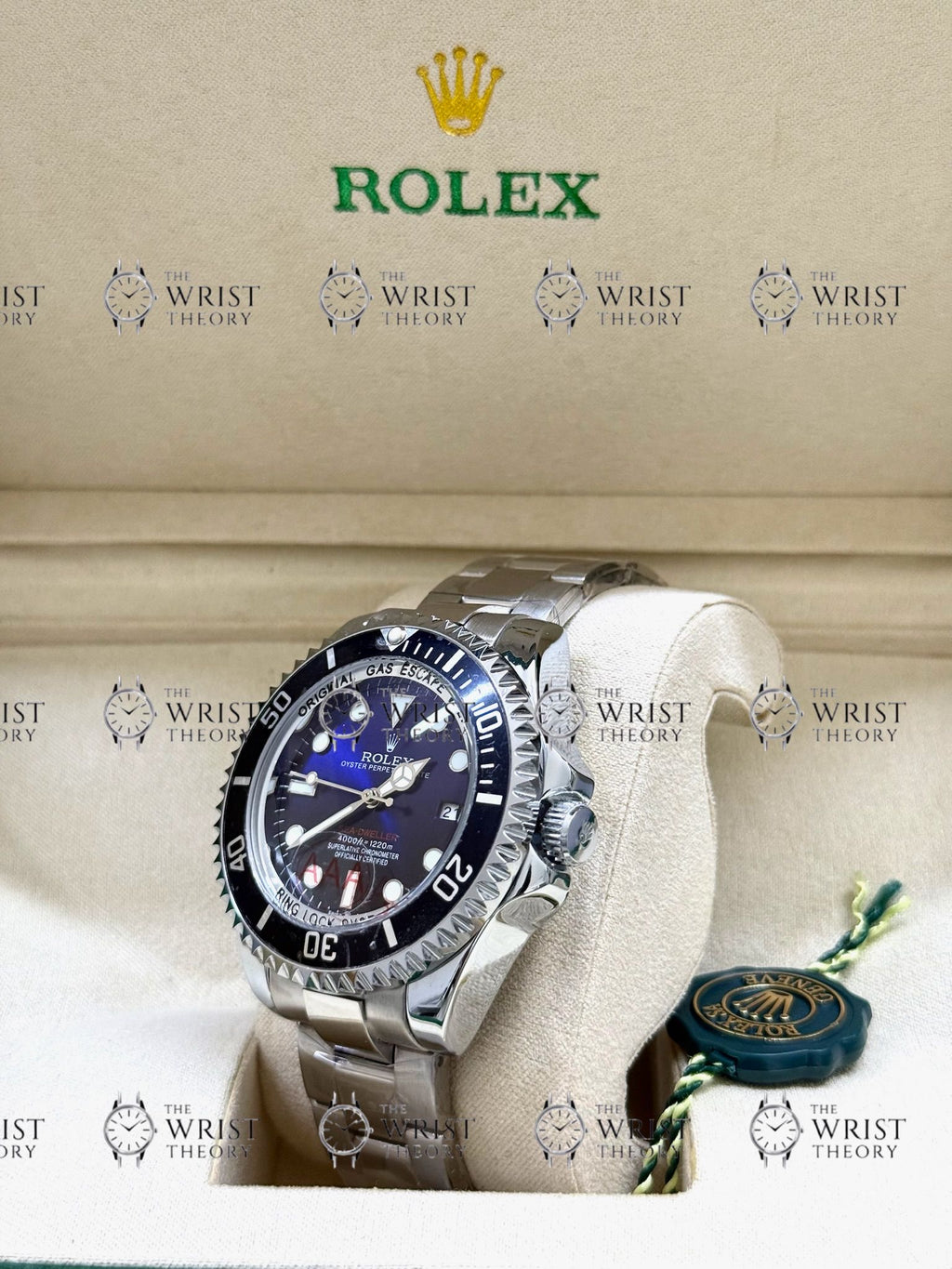 SEA-DWELLER silver , blue-black dial , oyster bracelet