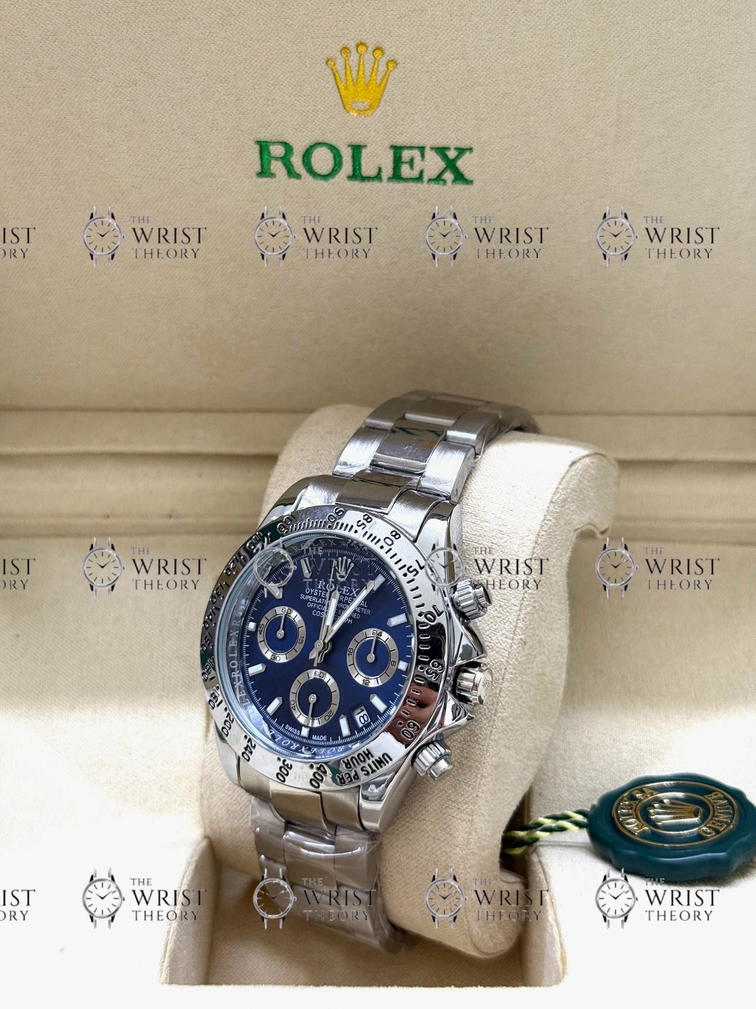 DAYTONA silver , dark blue dial , oyster bracelet