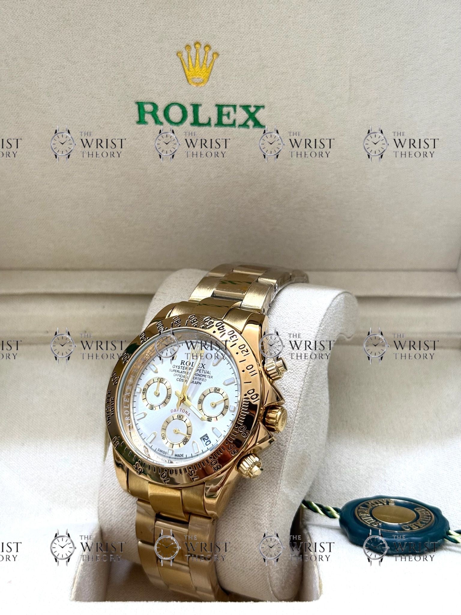 DAYTONA gold , white dial, oyster bracelet