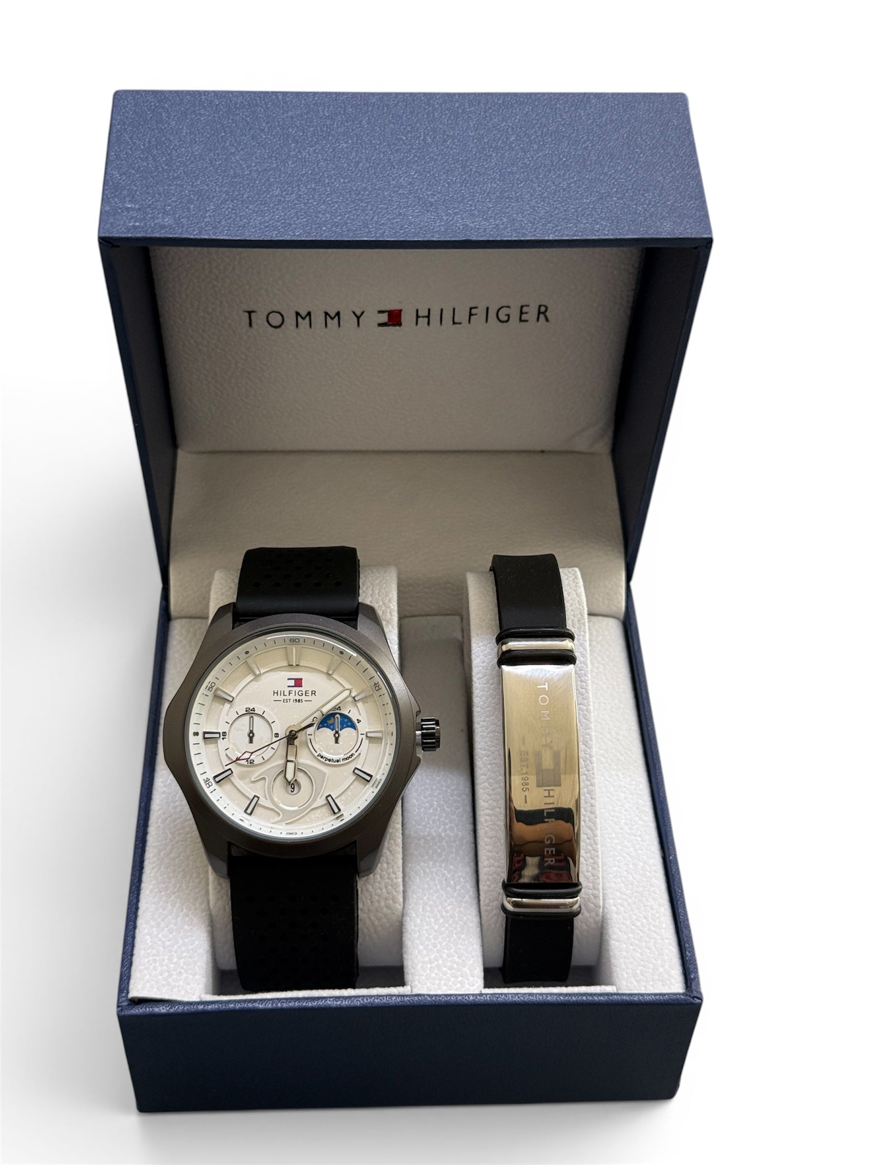 Tommy Hilfiger watch 40mm & bracelet set
