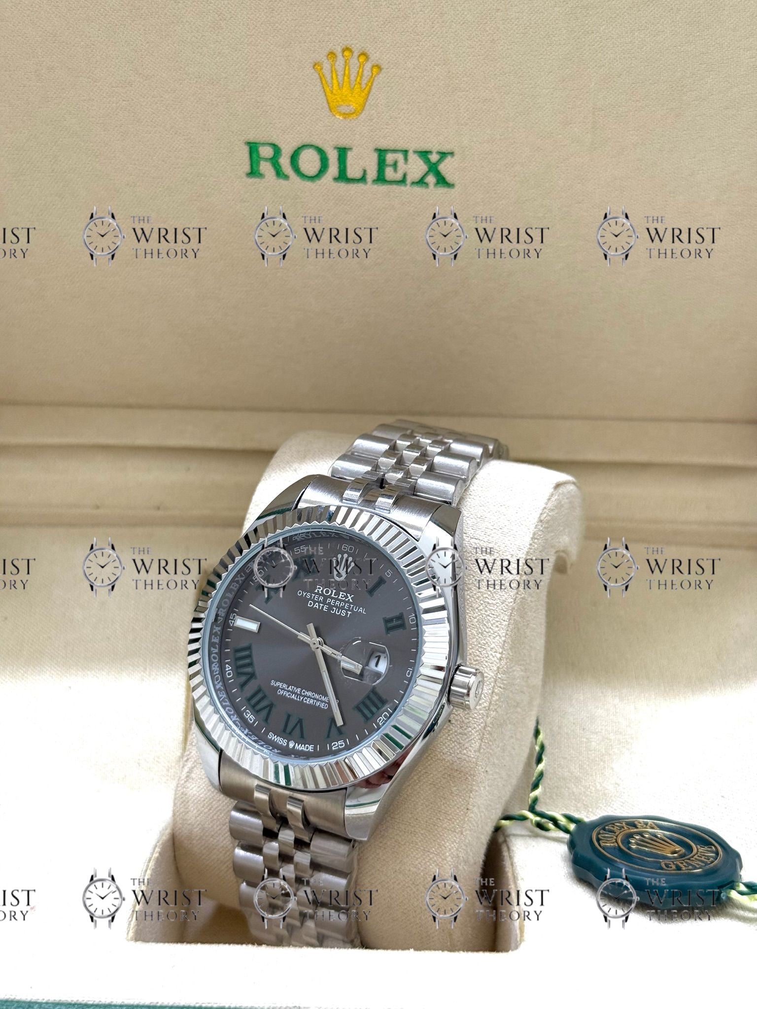 DATE JUST silver , grey roman dial , jubilee bracelet