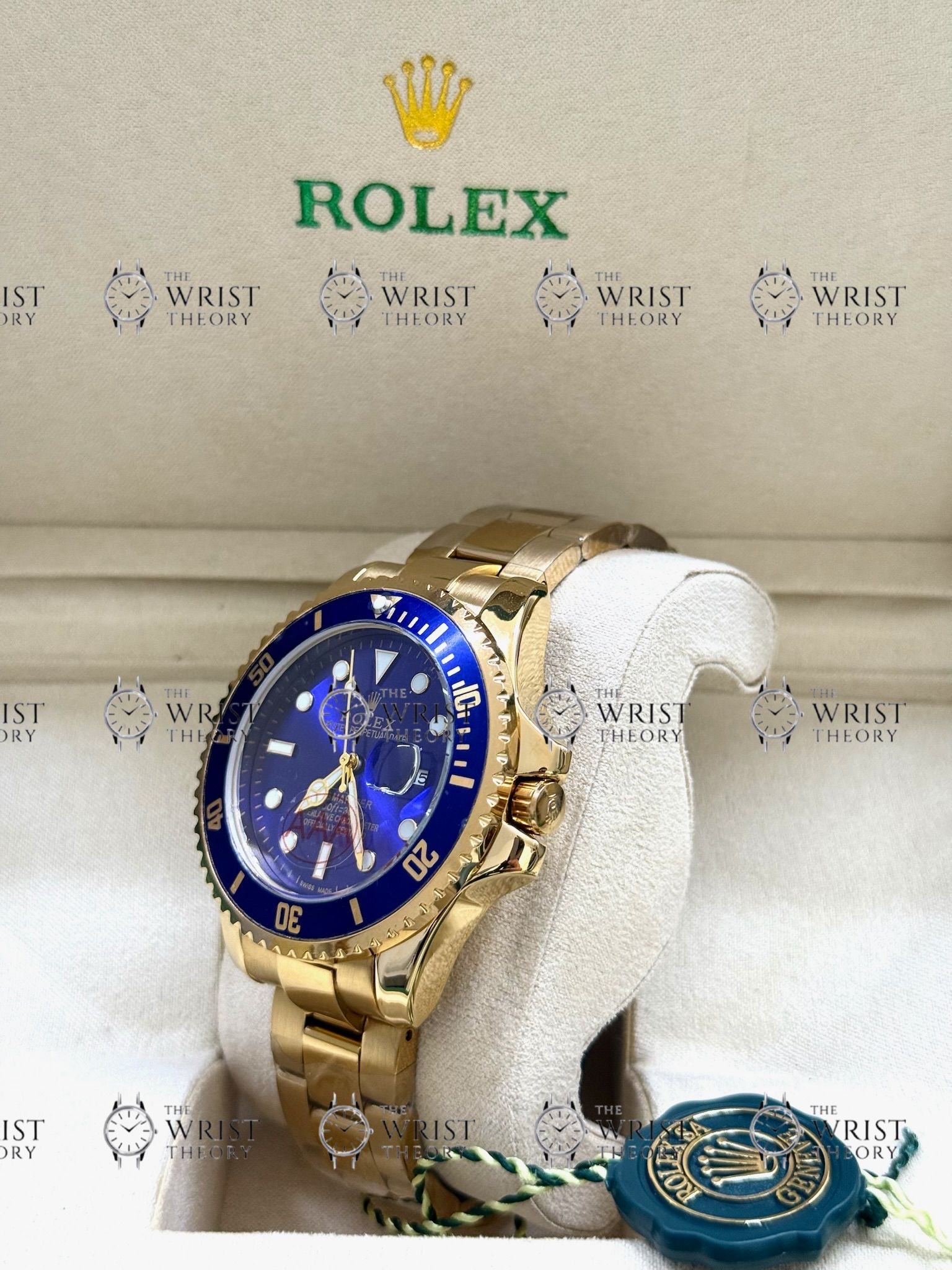 SUBMARINER gold , blue dial, oyster bracelet