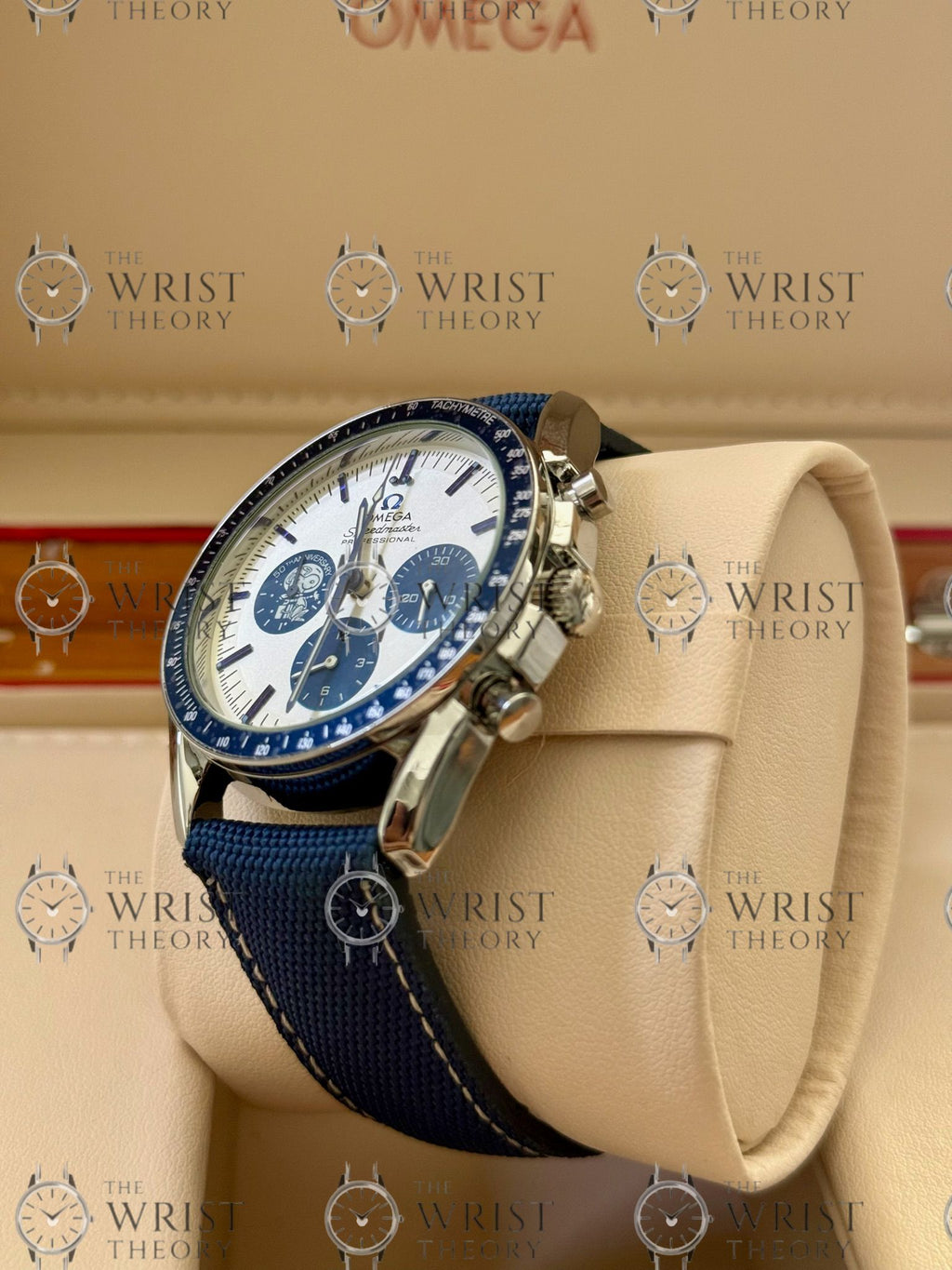 Omega Speedmaster Anniversary Series "Silver Snoopy Award" 50th Anniversary 42mm