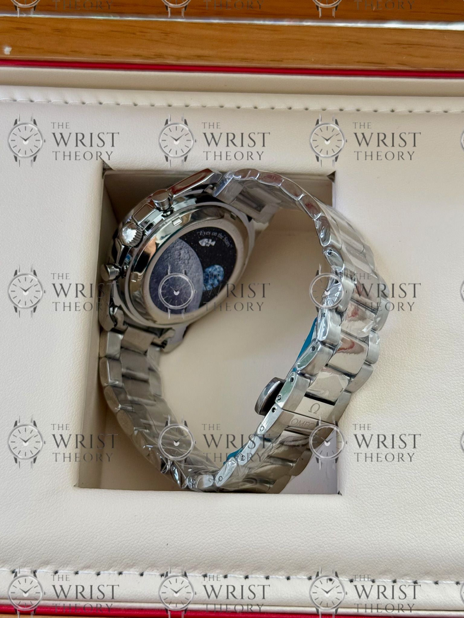 Omega Speedmaster Anniversary Series "Silver Snoopy Award" 50th Anniversary 42mm